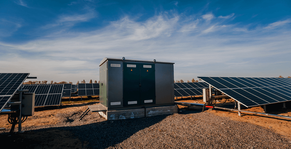 How Solar Battery Storage in Victoria Reduces Energy Bills All Year Round